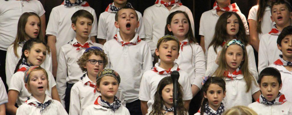 Fourth and fifth graders showed off their knowledge though song at the beginning of State Fair. Photo by Debi Davis.